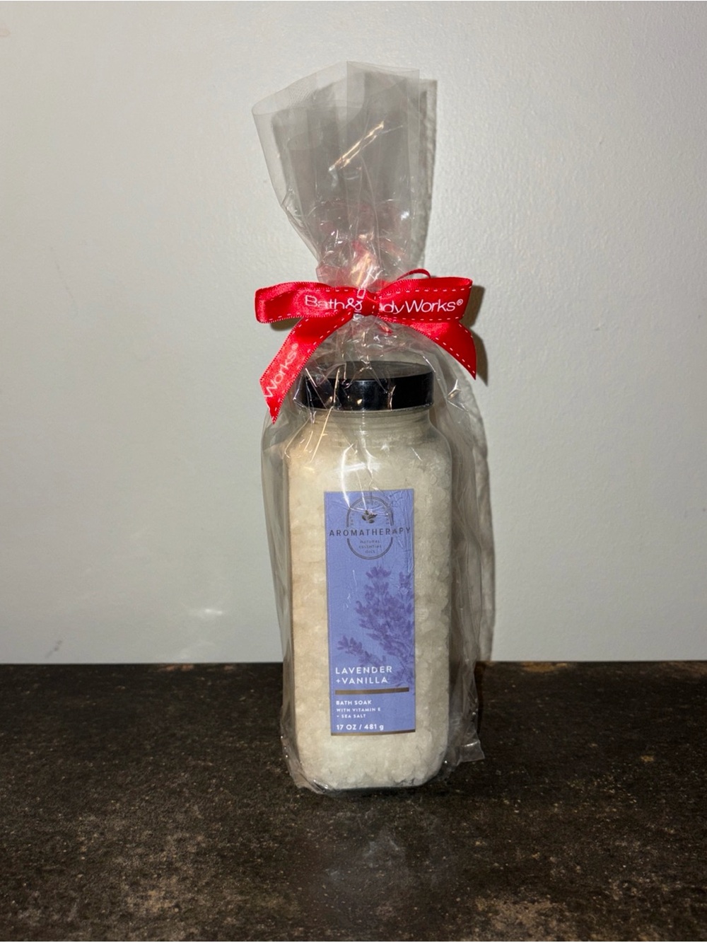 Bath & Body Works Aromatherapy Lavender + Vanilla Bath Soak